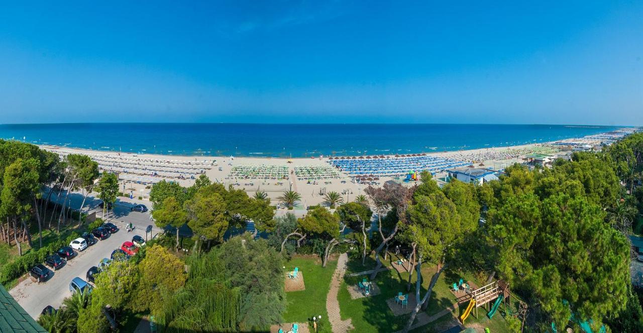Hotel Smeraldo جوليانوفا المظهر الخارجي الصورة